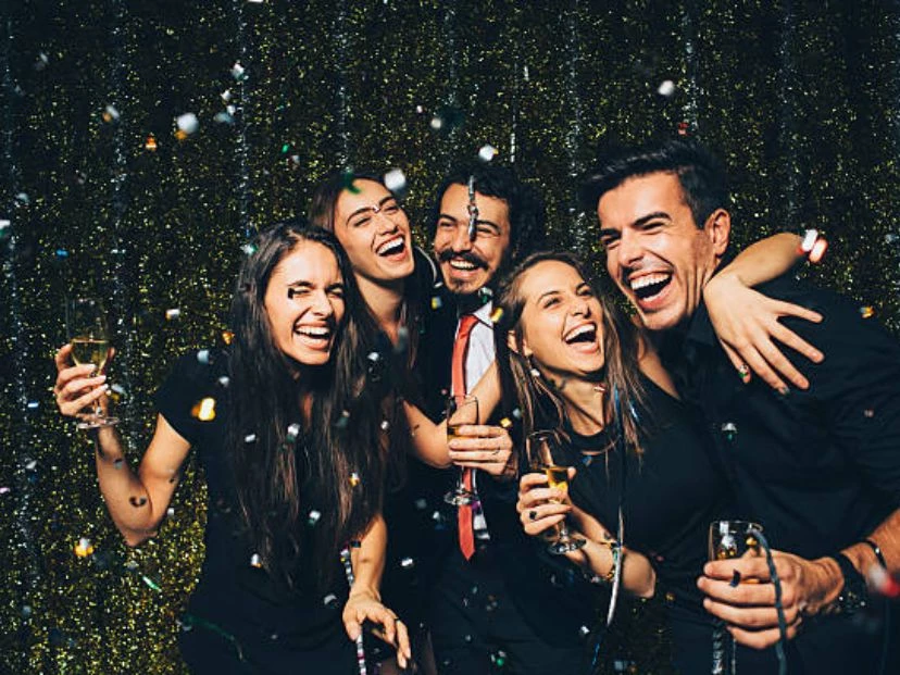 Cómo cuidar tus ojos de la pirotecnia en esta temporada de fiestas