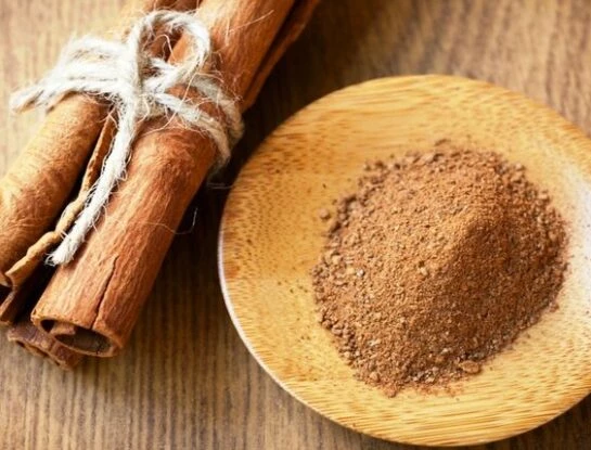 El ritual de la canela y el laurel para atraer prosperidad y atraer energía positiva