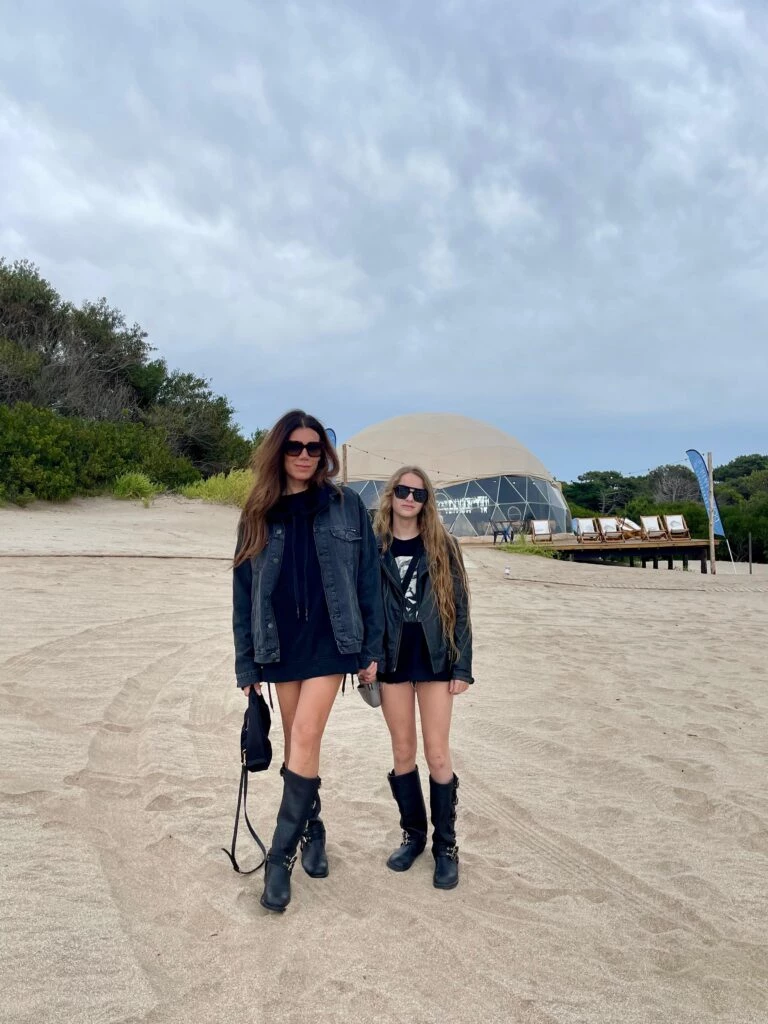 Flor de la V y su hija Isabella Goycochea