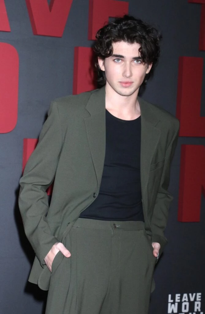 de Julia Roberts a Ethan Hawke, los looks de los famosos en el estreno de 'Dejar el mundo atrás'