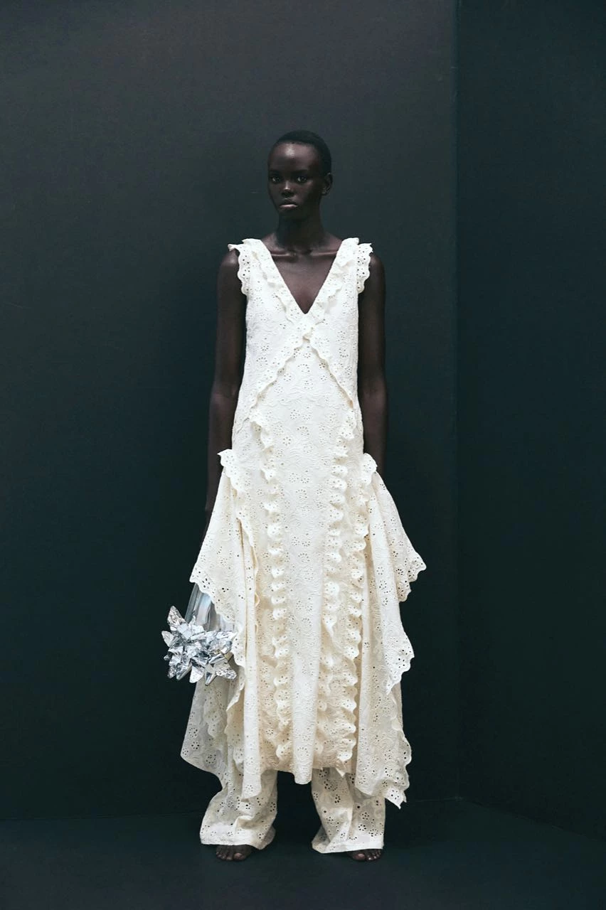 Aknvas Pre-Fall 2024