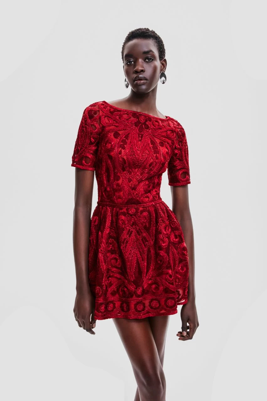 Naeem Khan Pre-Fall 2024