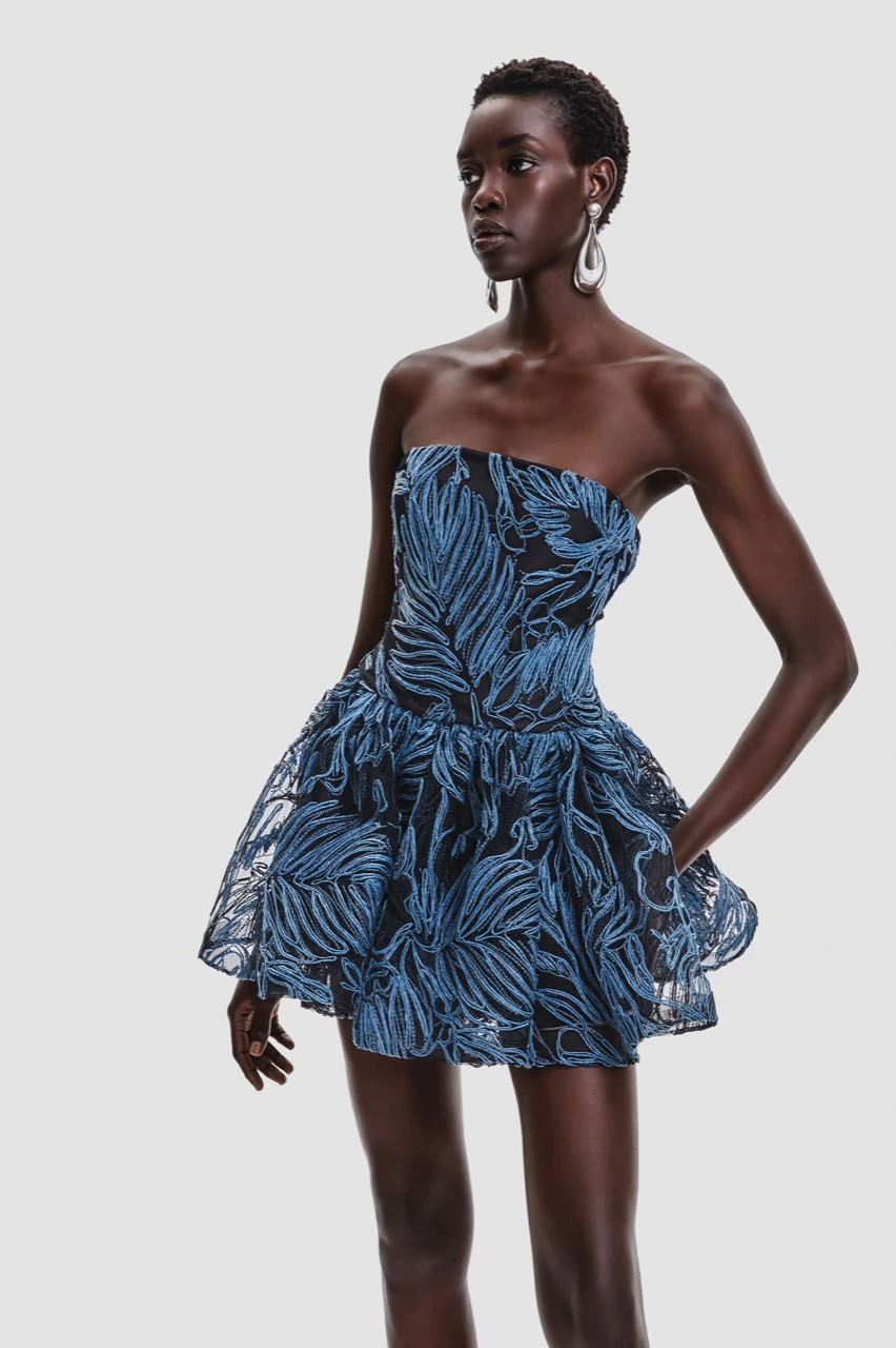 Naeem Khan Pre-Fall 2024