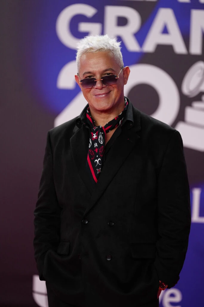 Alejandro Sanz.