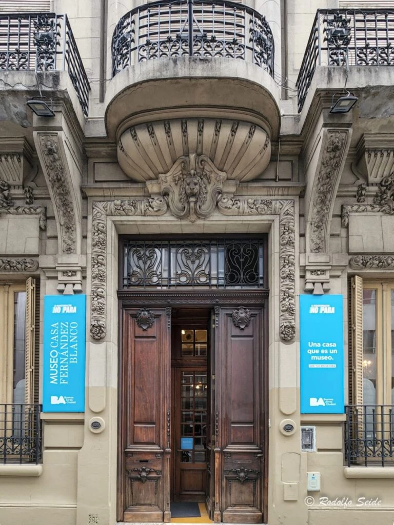 Casa Ferrnández Blanco