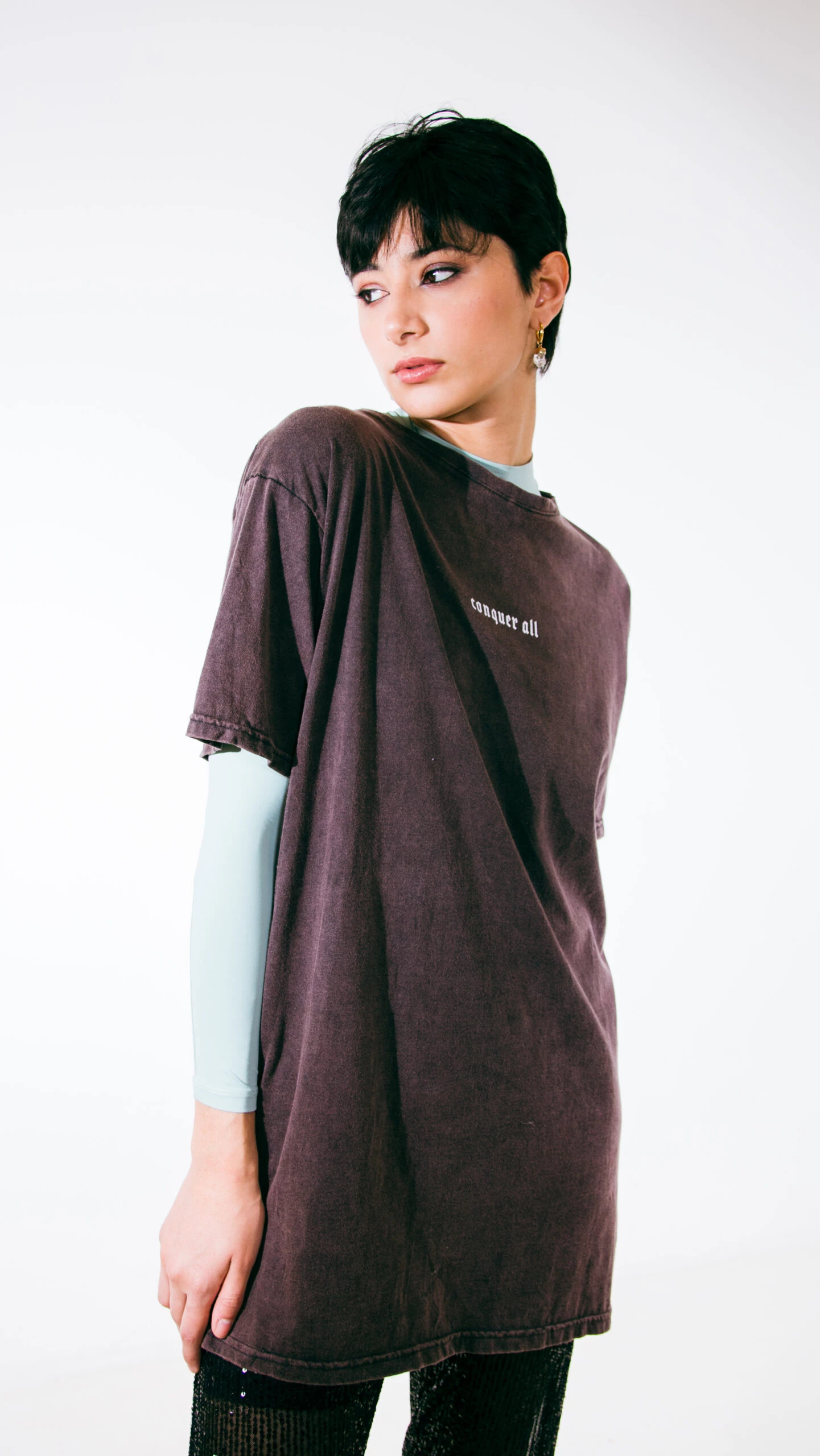 Moda practica pantalón con brillos