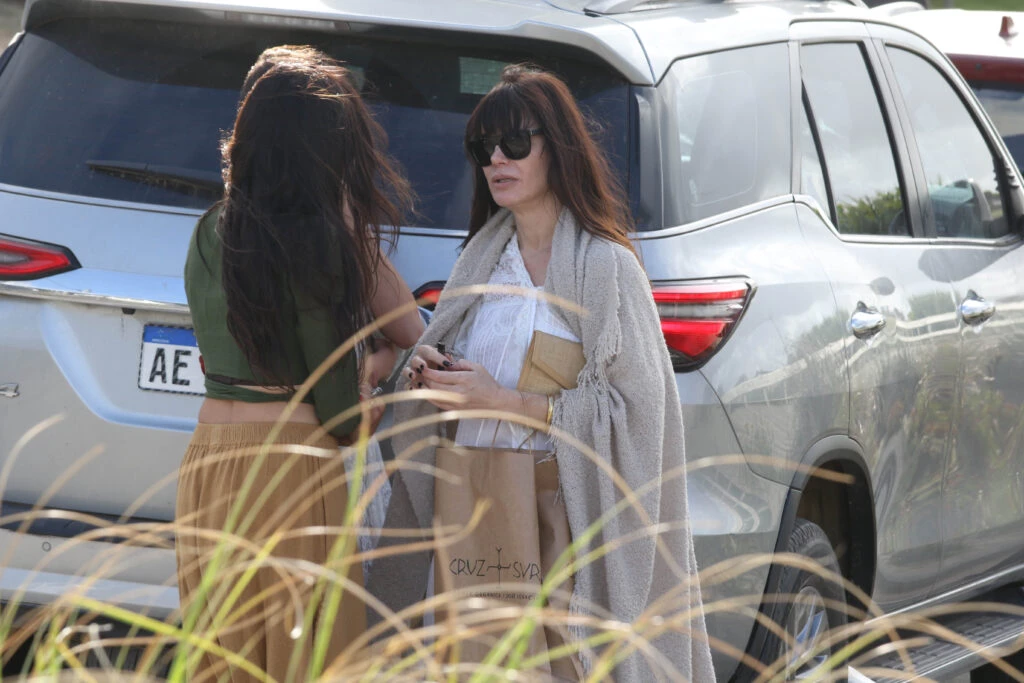 Camila Morrone y Lucila Polak llegaron a Punta del Este para pasar el fin de año. Foto: RS Fotos