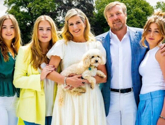 Máxima sorprendió publicando un nuevo mensaje navideño junto a su familia: "Próspero 2024"
