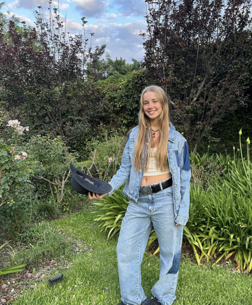 Las it girls eligen el estilo vaquero. Foto: Instagram.