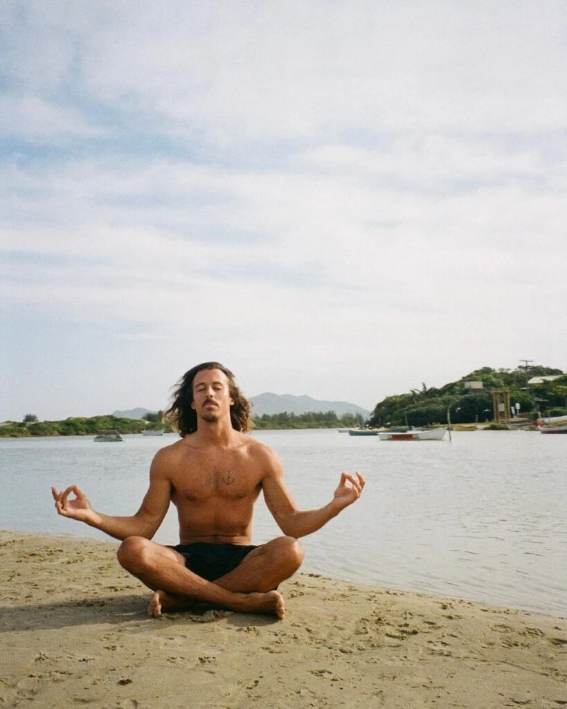 Lucas Corrado, el hijo del galán de telenovelas, se radicó en Amsterdam y la rompe con un emprendimiento