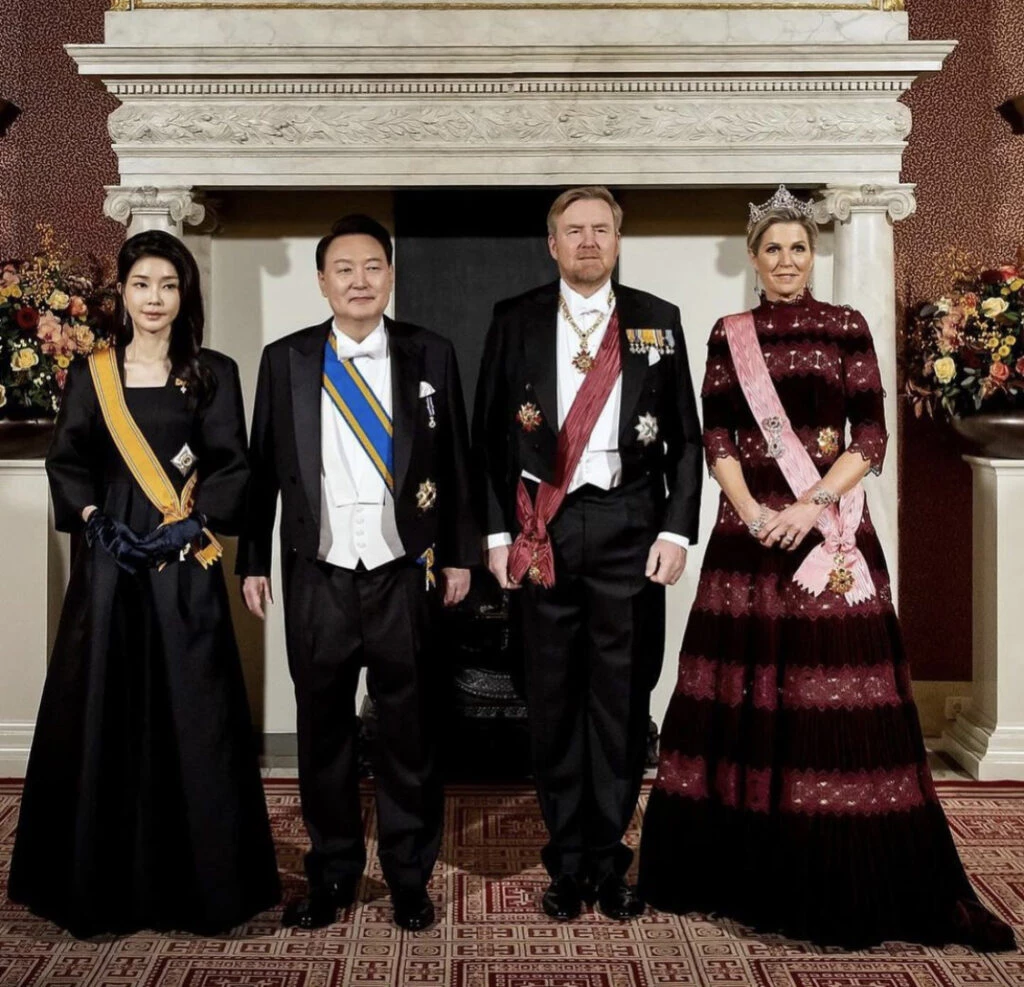 Máxima nos adelanta el color más trendy del otoño 24. Foto: Instagram.