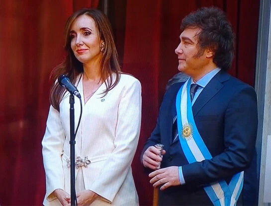 Así fue el look que eligió Victoria Villarruel, la vicepresidenta, para el momento de la jura