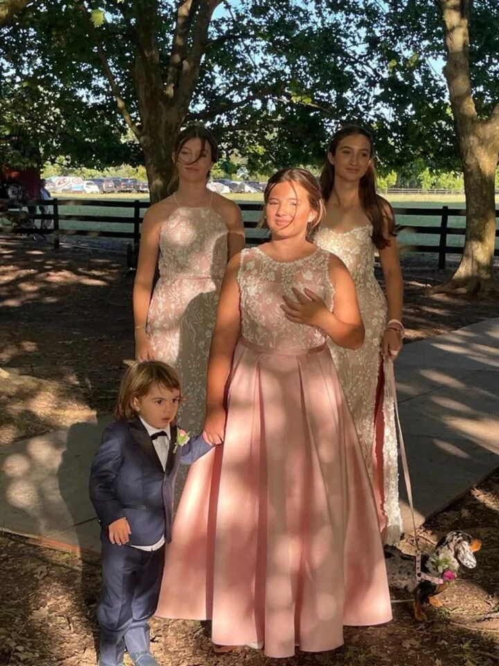 Las hijas de Nicole Neumann en el casamiento