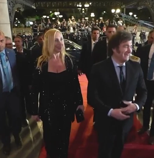 Karina Milei en el Teatro Colón. Foto: Captura de video.