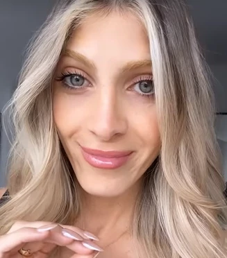 Make up express by Cande Ruggeri. Foto: IG.