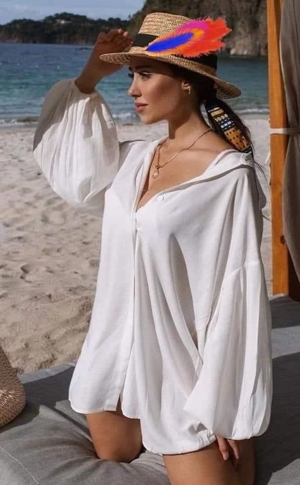 Se puede llevar abierta sobre la bikini