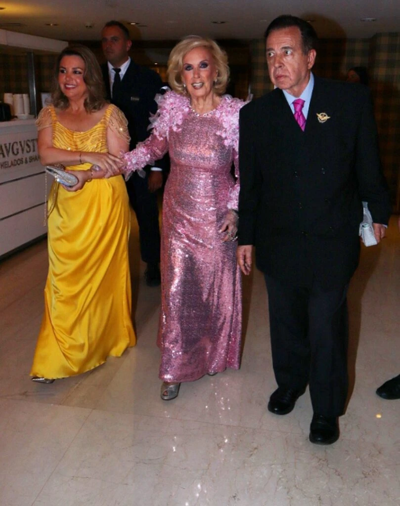 Vidriera: de Mirtha Legrand a Nequi Galotti, los looks de las invitadas a la gala a beneficio en el Costa Galana