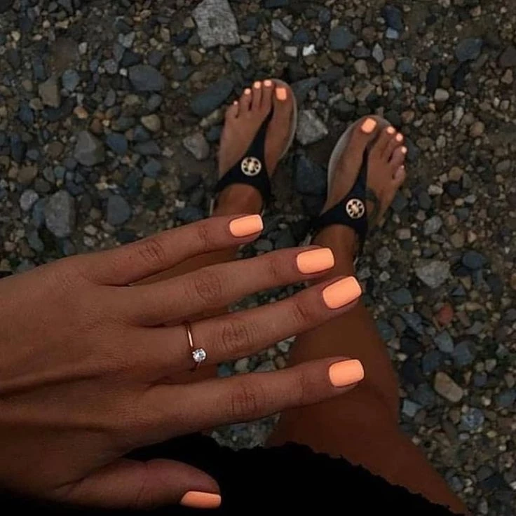 6 colores de uñas ideales para piel bronceada