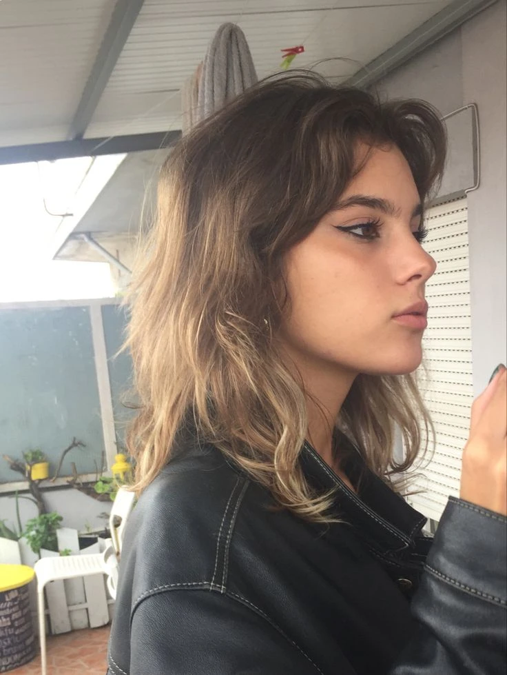 Así es el 'kitty cut' el corte de media melena más trendy del verano