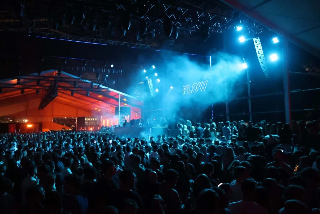 Black Coffee en la Parada 11 de La Brava