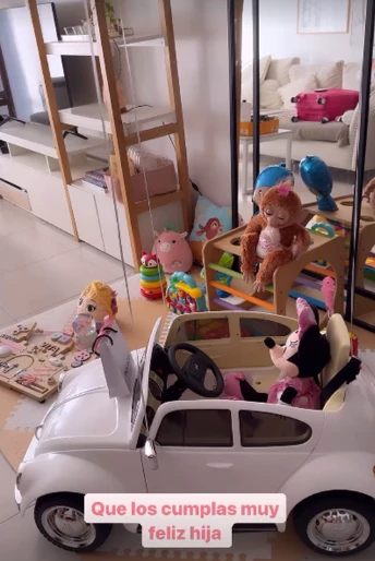 El ostentoso regalo de Sarah Burlando a Vita Maccari Ruggeri