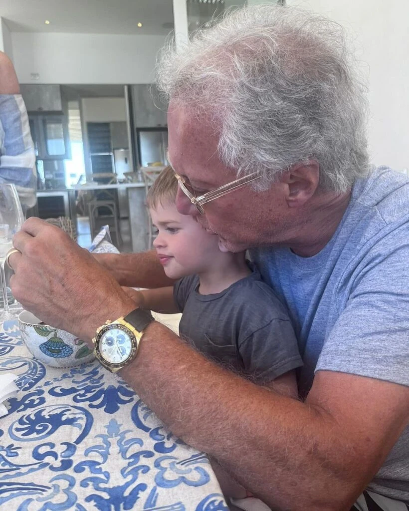 Cecilia Bolocco y las fotos de su primera experiencia como abuela