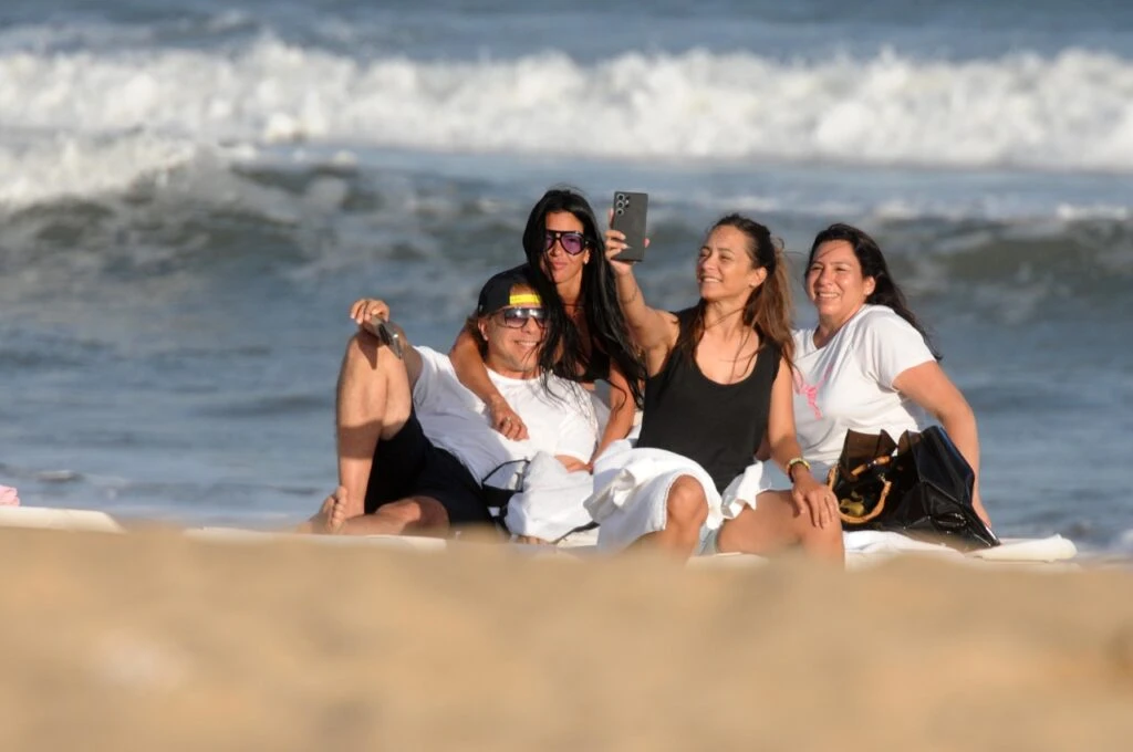 Cristian Castro y novia