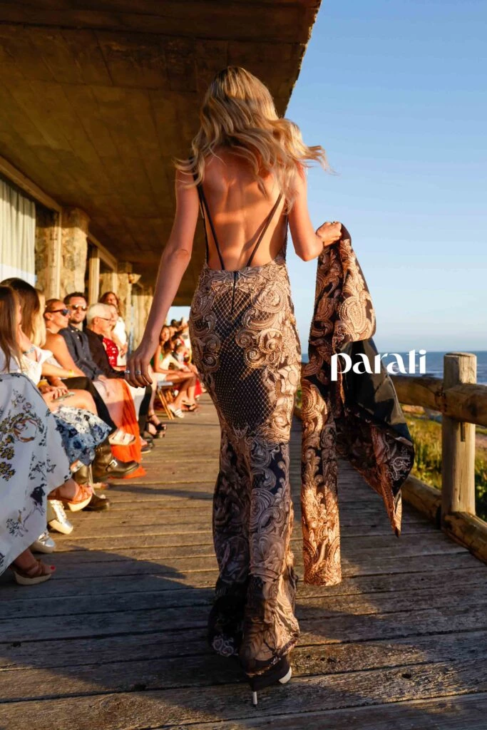 Desfile al Atardecer de Casa de Mar de Para Ti