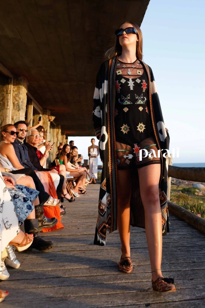 Desfile al Atardecer de Casa de Mar de Para Ti