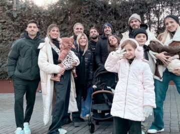 Las fotos de las vacaciones de Cande Ruggeri con toda su familia en España foto: ig