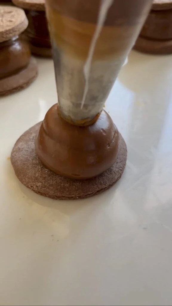 Esta es la receta más fácil para hacer alfajores. Foto: Instagram. 