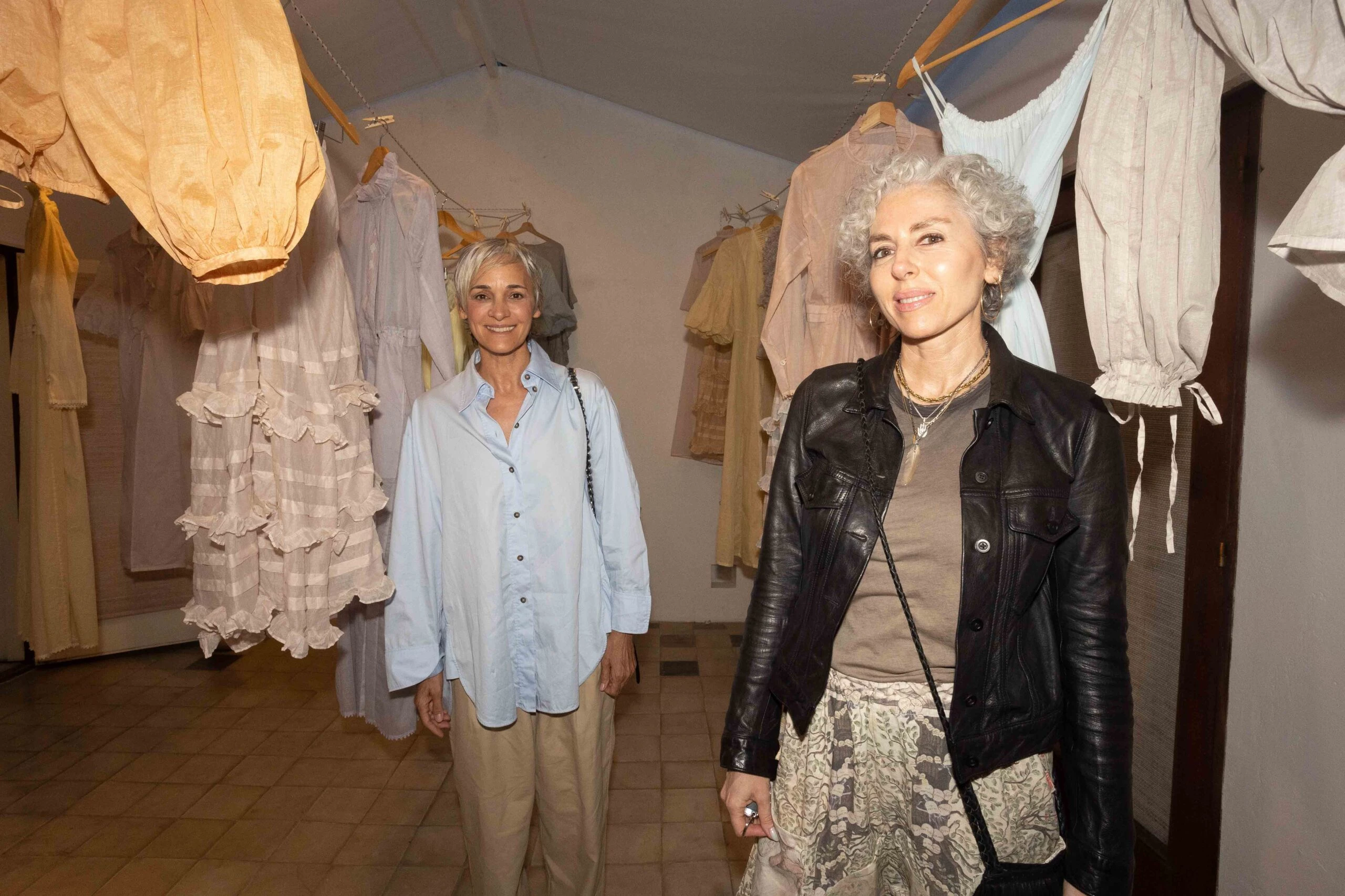 Eugenia Rebolini y Jackie Parisier celebrando los 25 años de Paula Martini 