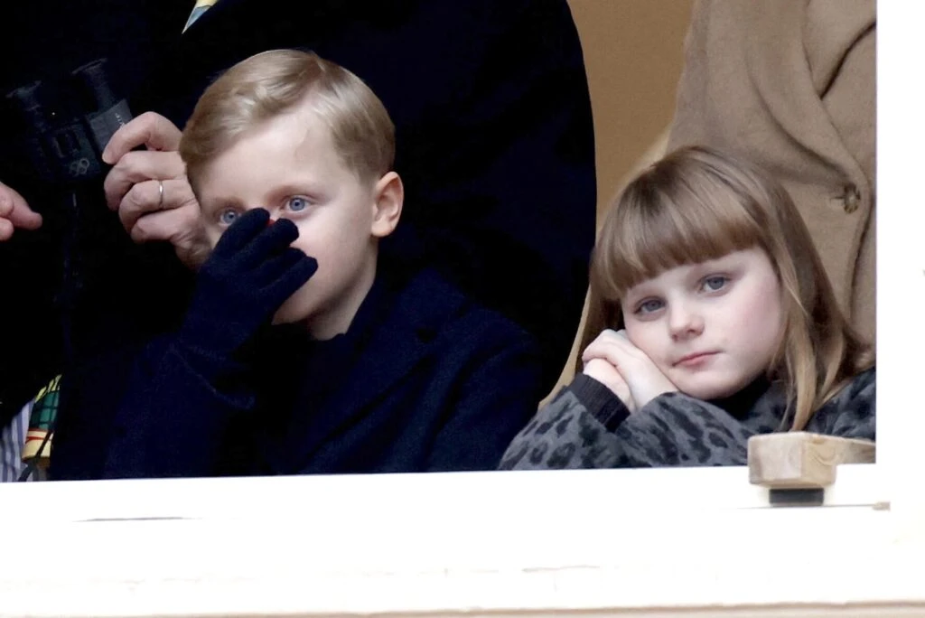 El look fashionista de Gabriella de Mónaco, quien ya a sus 9 años porta el charme de su familia