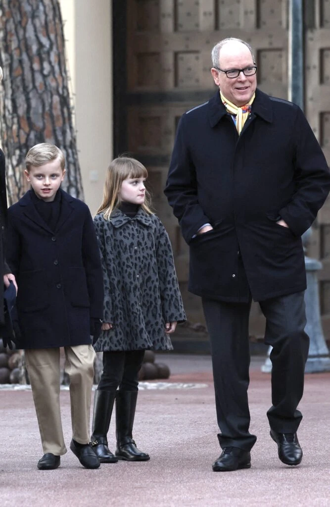 El look fashionista de Gabriella de Mónaco, quien ya a sus 9 años porta el charme de su familia