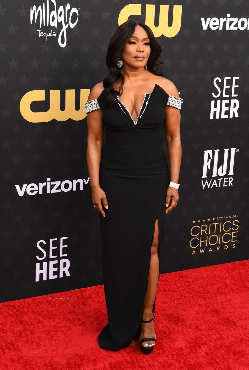 Angela Bassett