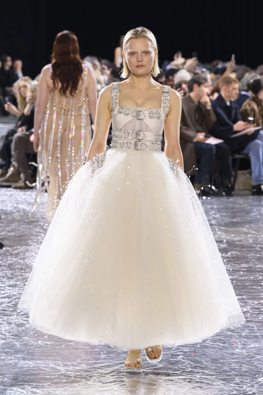 Jean Paul Gaultier x Simone Rocha desfile Alta Costura otoño invierno 2024/2025