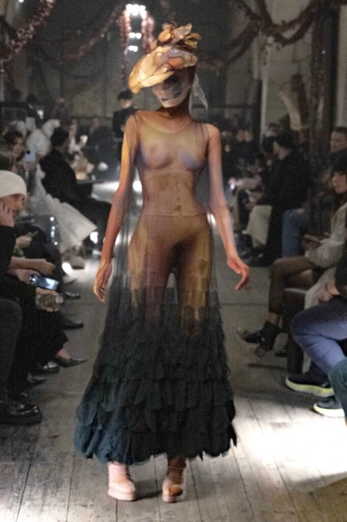 Desfile primavera verano 2024 de Maison Margiela en París Fashion Week