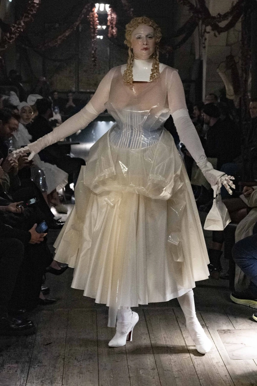 Desfile primavera verano 2024 de Maison Margiela en París Fashion Week
