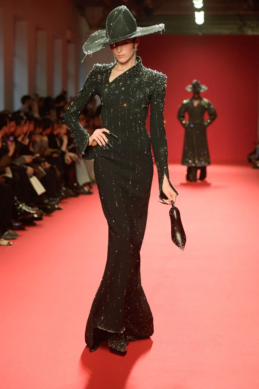 Colección primavera verano 2024 de Robert Wun