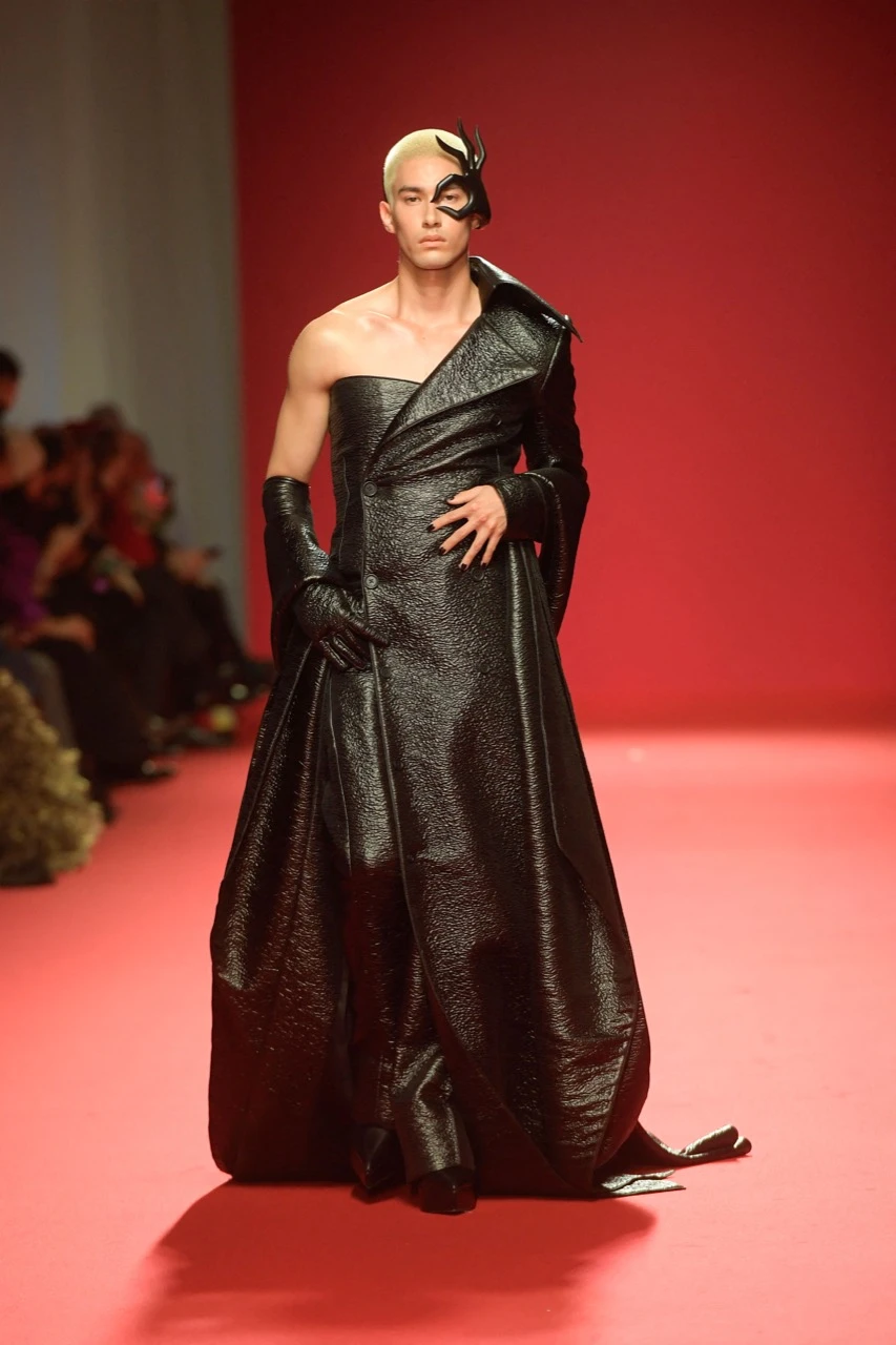 Colección primavera verano 2024 de Robert Wun