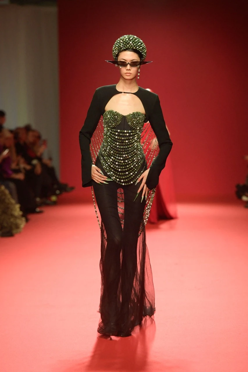 Colección primavera verano 2024 de Robert Wun