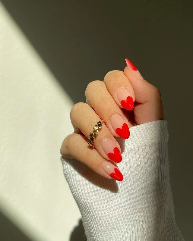 Así se llevan las ‘lover nails’, la manicura perfecta para celebrar este Día de los Enamorados