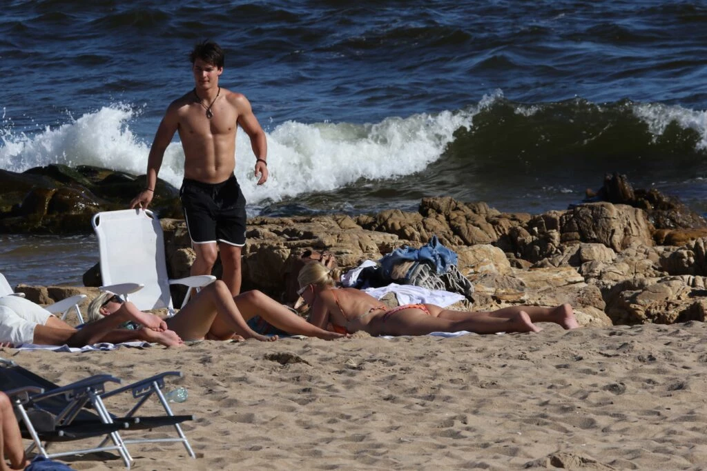 Las fotos de Valeria Mazza y familia disfrutando de la playa en Punta del Este