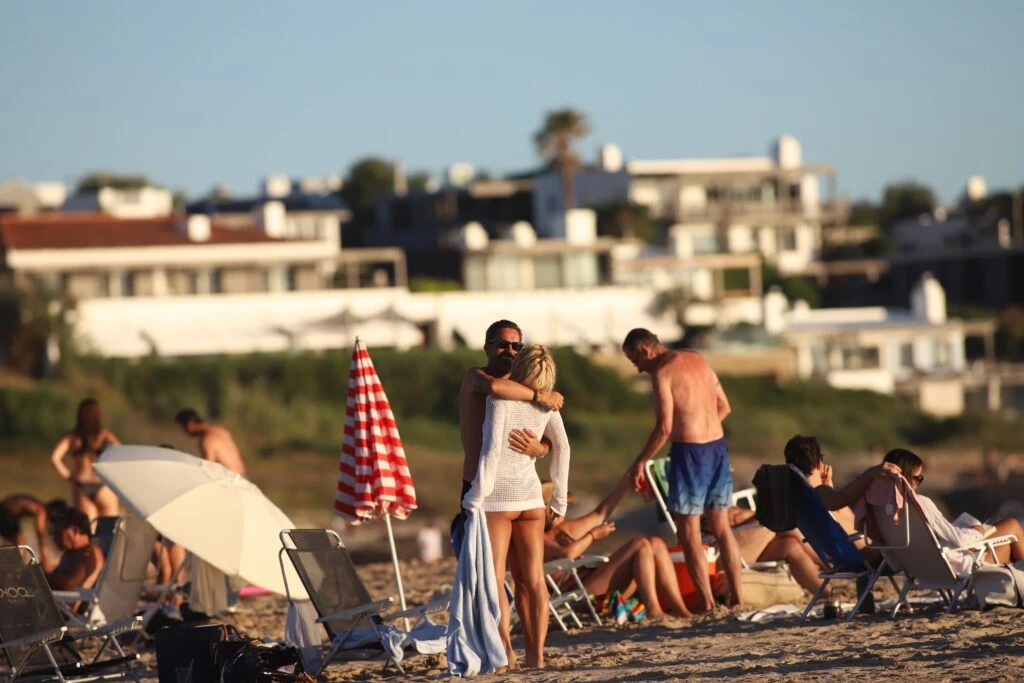 Pía Slapka y Daniel “Dano” Gabrielli en Punta del Este