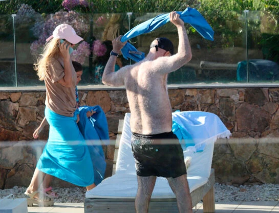 Las fotos de Horacio Rodríguez Larreta y Milagros Maylin de vacaciones en Punta del Este y en plan "familia ensamblada"