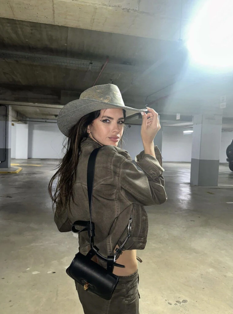 La China Suárez apostó por un look cowgirl y marcó tendencia. Foto: Instagram.