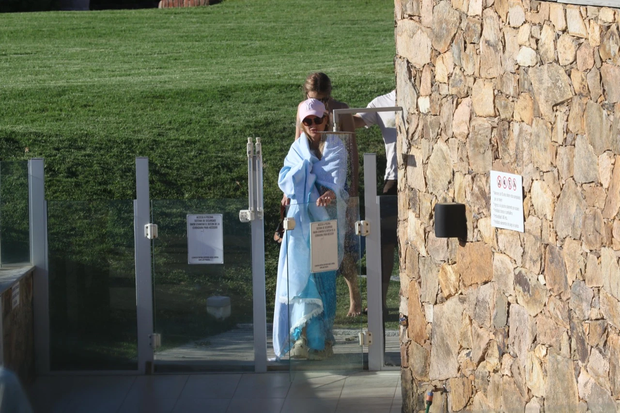 Milagros Maylin vuelve de la playa