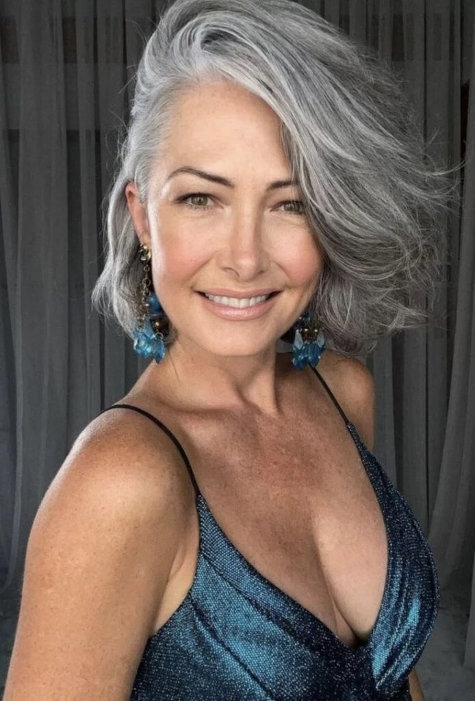 Las mujeres que tienen el pelo espléndido usan así estos productos capilares