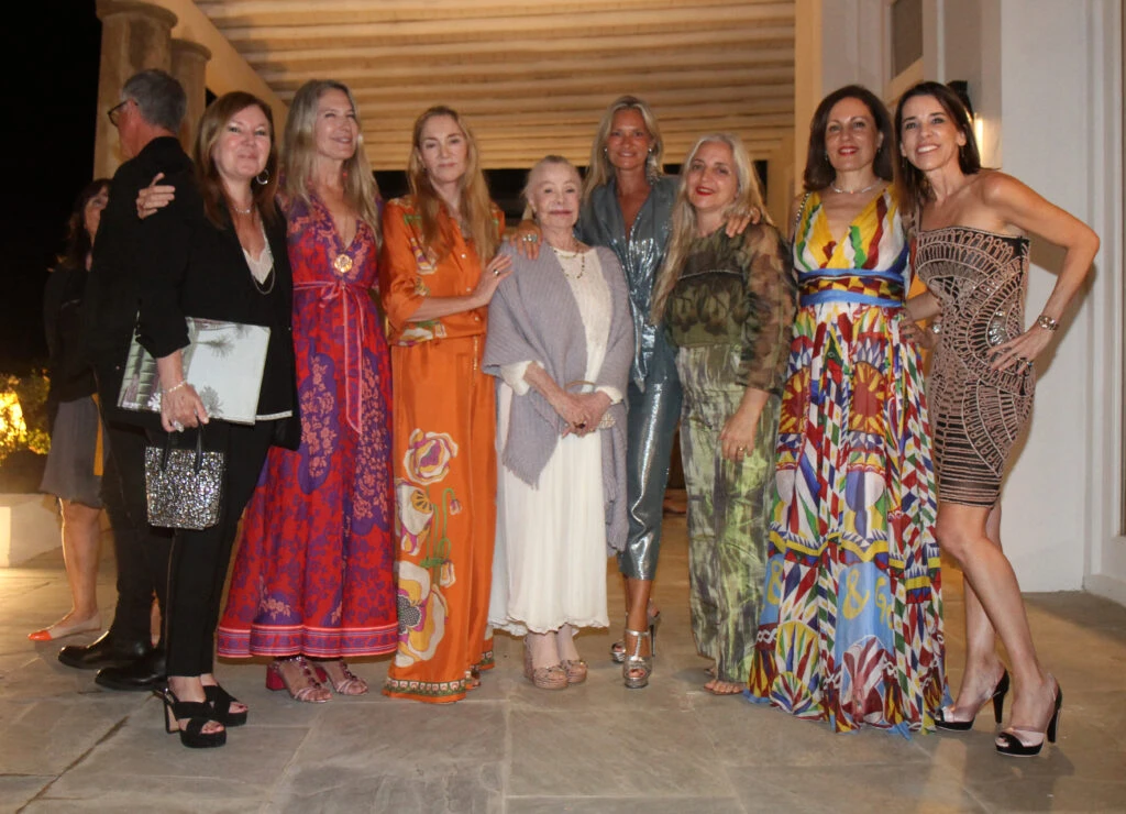 Marisa Koifman, Ana Rusconi, Paola Marzotto, Laetitia d'Arenberg, Lily Sciorra, Nicola Constantino, Gisela Figoli, Ines Etchebarne