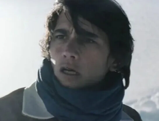 Pis negro: significados de este síntoma que aparece en "La sociedad de la nieve"